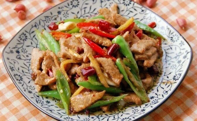 小炒牛肉的做法图解1