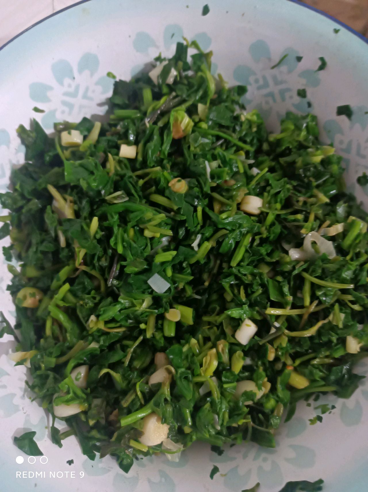 凉拌菠菜怎么做_凉拌菠菜的做法_豆果美食