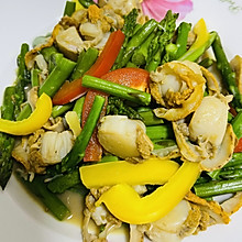 #轻食三剑客 嗨吃不怕胖#芦笋彩椒烩扇贝