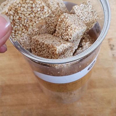香酥芝麻糖