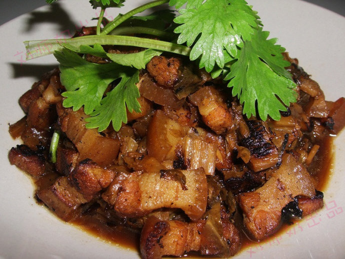 梅菜炆五花肉的做法