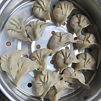 韭菜鸡蛋玉米饺子的做法图解3
