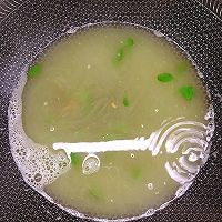 #葱伴侣豆瓣酱能蘸善炒#枸杞叶肉片汤的做法图解7