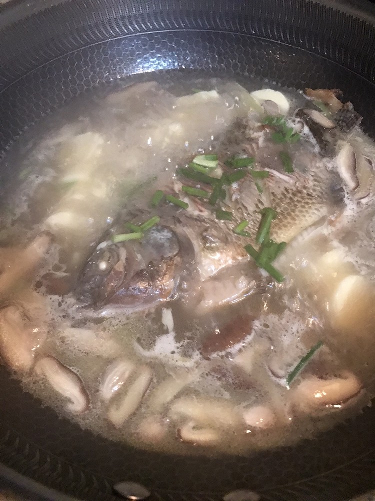 罗非鱼日本豆腐汤的做法
