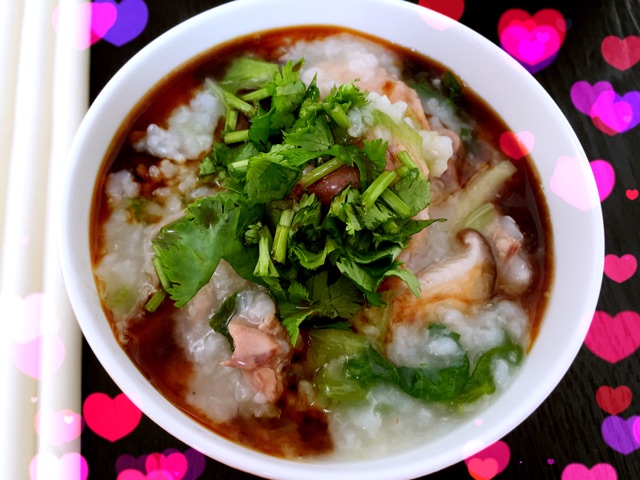 养生之香菇鸡肉蔬菜粥（潮汕粥）的做法图解9