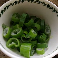 大叶茼蒿炒虾仁的做法图解3