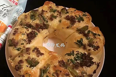 葱香芝士青椒牛肉面包