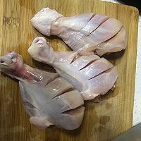 减脂也能吃的无油蒸鸡腿的做法图解1