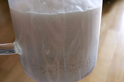 干酵母粉制作鲜酵母（1个450克吐司的量）