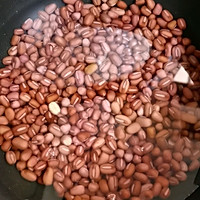 秋冬暖饮—红豆布丁奶茶的做法图解1