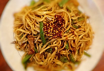 #人人能开小吃店#豆角焖面的做法