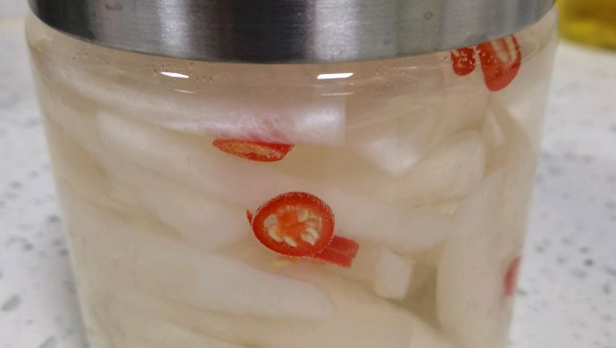 酸辣脆萝卜（酸甜、微辣、脆爽）