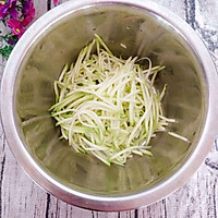 蛋饼这样做补钙又好吃的做法图解2