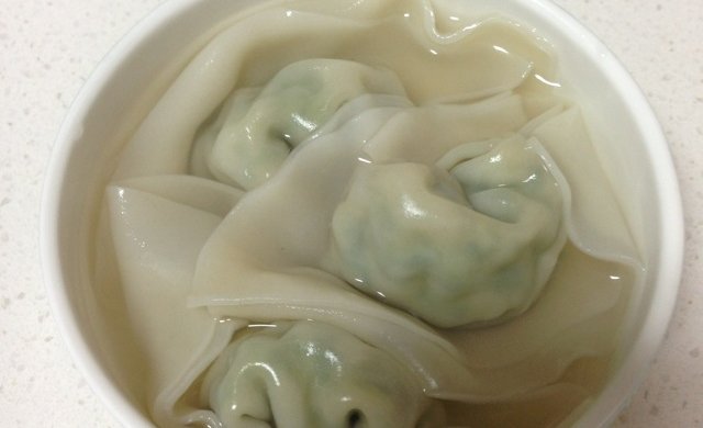 荠菜鸡毛菜鲜肉馄饨
