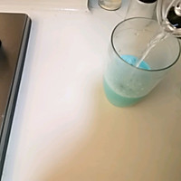蓝柑柠檬乳酸气泡水的做法图解4