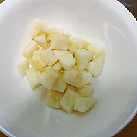 梨子红枣小米粥的做法图解1