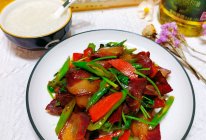 #金龙鱼橄榄油调和油520美食菜谱#一饭一蔬之尖椒腊肉的做法