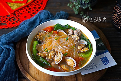 年夜饭-杂色蛤粉丝海鲜汤