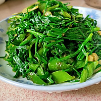 韭菜炒辣椒的做法图解4