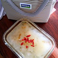 桃胶皂角米炖雪耳的做法图解1