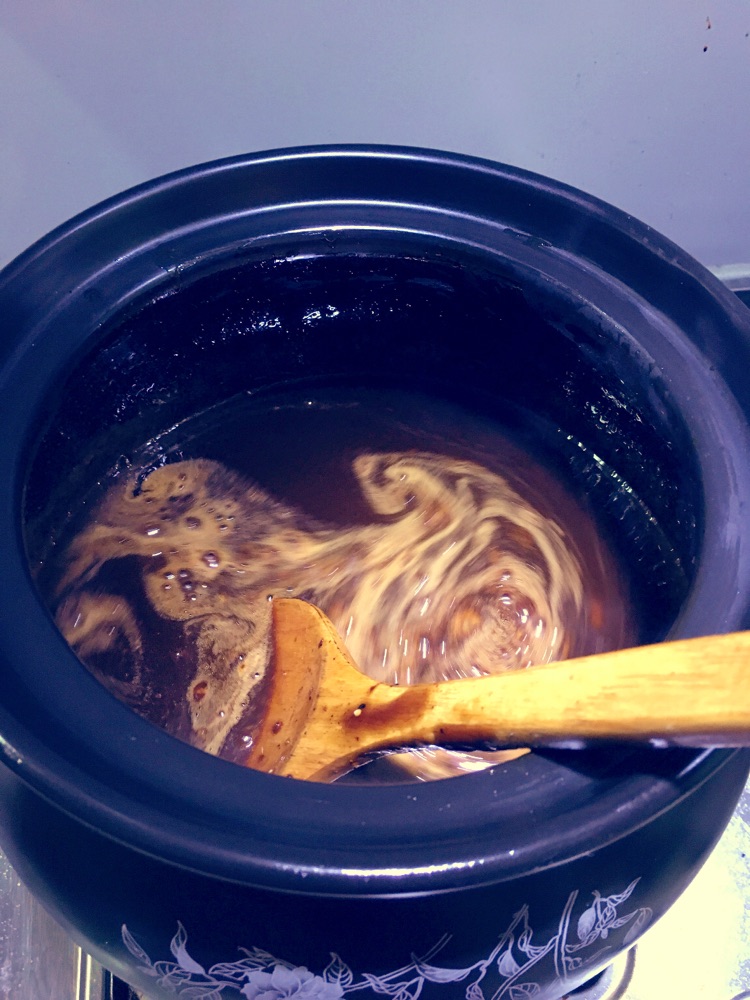玫瑰阿胶固元膏熬制方法的做法图解3