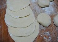 猪肉韭菜馅饺子的做法图解5