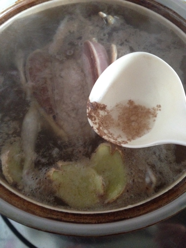 山药鸽子汤-秋季养生必食的做法图解3