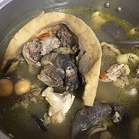 石龟炖鸡大补汤的做法图解6