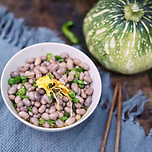 快手下饭农家菜：青椒烩四季豆米