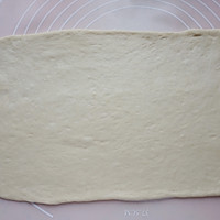 豆沙麻花面包的做法图解8