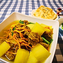 虫草花萝卜牛肉汤