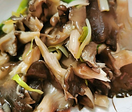蒜苗炒蘑菇的做法