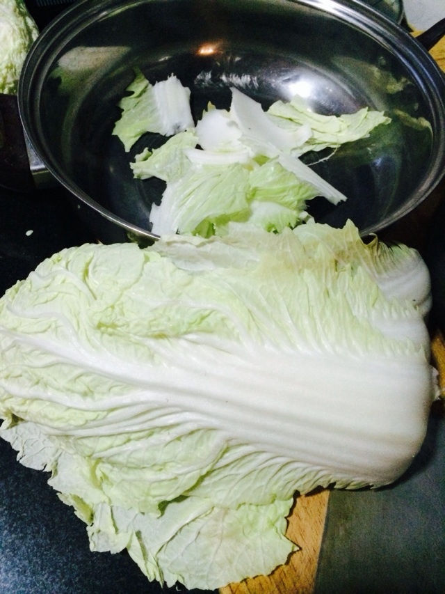 炝拌辣白菜的做法图解2