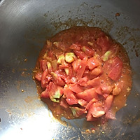 西红柿烩丝瓜的做法图解3