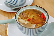 广东祛湿老火汤-雪梨排骨汤的做法