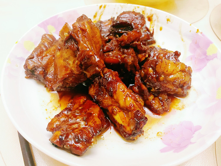 糖醋小排的做法