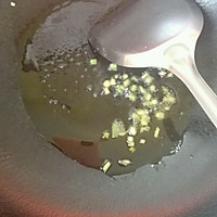 青红椒炒鸡蛋的做法图解2