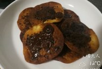 嘎嘣脆的焦糖小饼干（烤箱+饺子皮）的做法