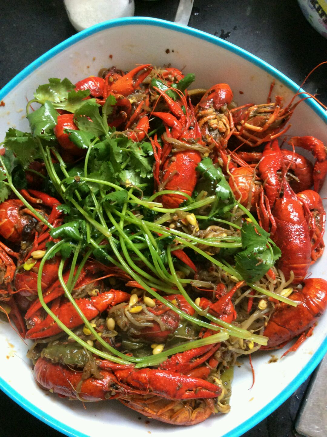 极简厨房-麻辣小龙虾的做法图解5