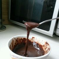 巧克力酱的去处—巧克力冰淇淋的口感的做法图解6