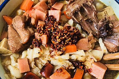 鸡肉臊子面