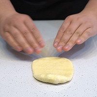 一个面团就能撑起一家店的台式面包—肉松包的做法图解10