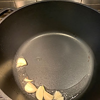 红枣山药煨鸡汤的做法图解2