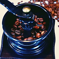 榛子咖啡（虹吸的做法图解2