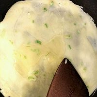 香葱鸡蛋饼的做法图解7