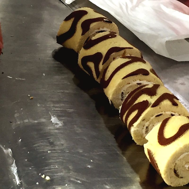 Swiss Roll (giraffe)