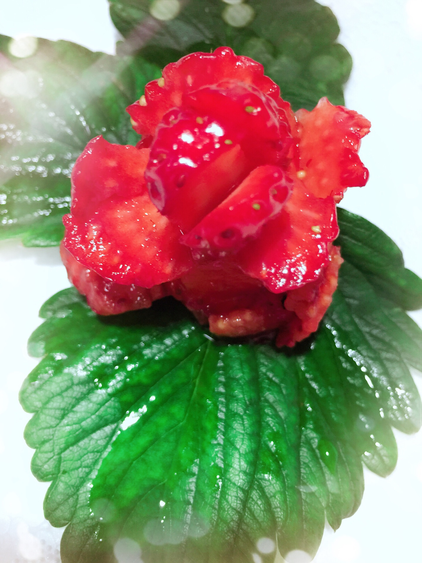 草莓玫瑰花的做法_【图解】草莓玫瑰花怎么做如何做好吃_草莓玫瑰花家常做法大全_繁星点点7301_豆果美食