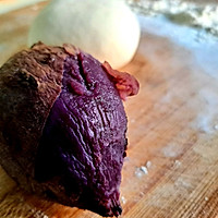 紫薯咸鸭蛋馅饼的做法图解1