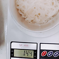 生酮｜酸菜魔芋丝炖五花肉的做法图解3