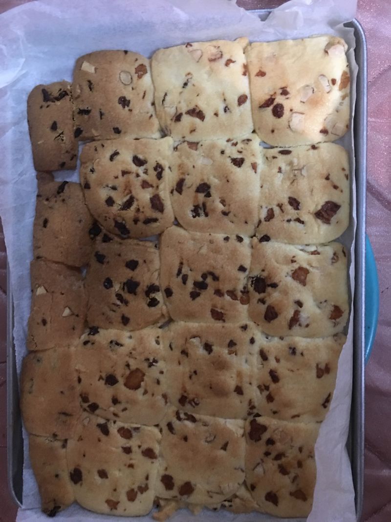 葡萄干杏仁饼干